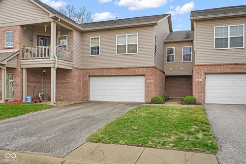 4259 Washington Blvd, Plainfield, IN, 46168-8800 | Card Image