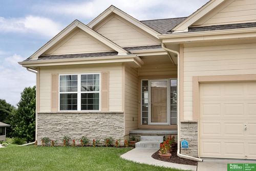 2627 N 166th St, Omaha, NE, 68116-7518 | Card Image