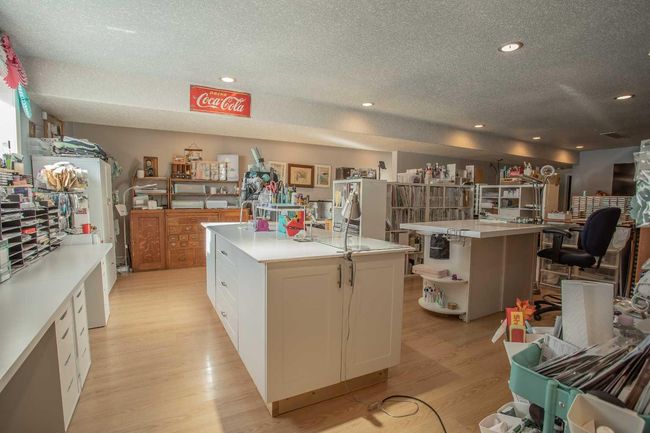 7 Chinook Crescent, House other with 5 bedrooms, 3 bathrooms and 6 parking in High Level AB | Image 36