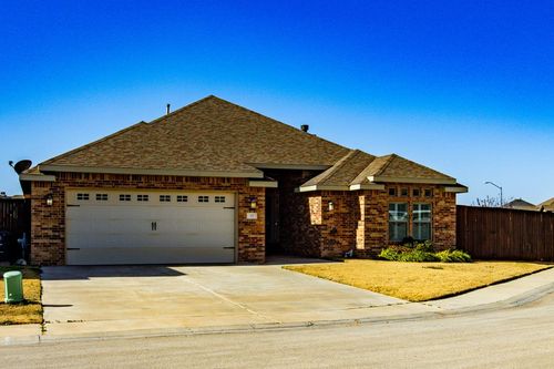 11 Berkshire Cir, Odessa, TX, 79765-2218 | Card Image