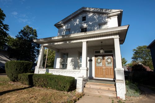 716 Locust St, Sterling, IL, 61081-3547 | Card Image