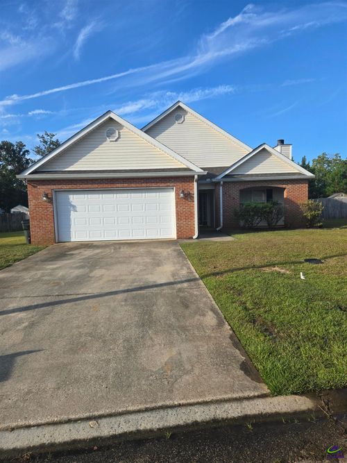 105 Fieldwalk Chase, Bonaire, GA, 31005-3383 | Card Image