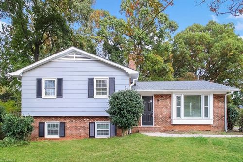 2931 Carrollwood Dr, Winston-Salem, NC, 27103-5416 | Card Image