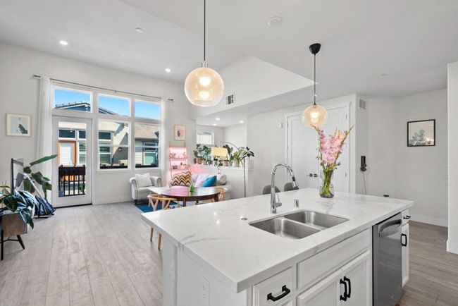 183 Dora Falls Ter, Condo with 2 bedrooms, 2 bathrooms and 1 parking in Fremont CA | Image 17