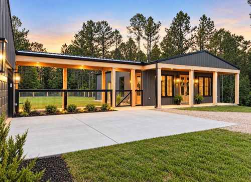 32 County Road 385, Water Valley, MS, 38965-4226 | Card Image