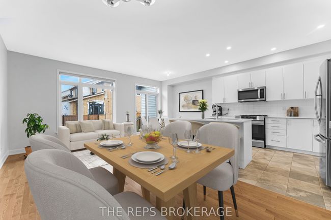 891 Solarium Ave, House attached with 3 bedrooms, 3 bathrooms and 2 parking in Manotick ON | Image 6