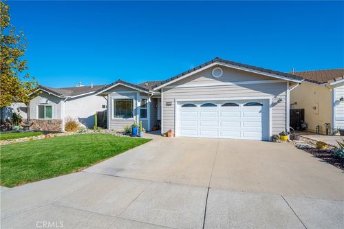 121 Headwaters Rd, Templeton, CA, 93465-5132 | Card Image