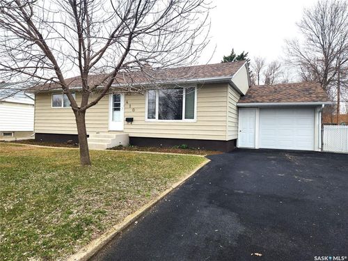 410 Gallaway St, Estevan, SK, S4A0A9 | Card Image