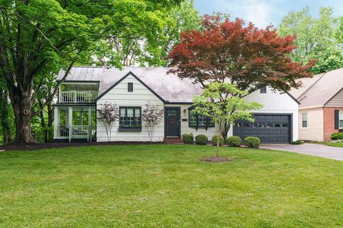 71 E Southington Ave, Worthington, OH, 43085-3627 | Card Image