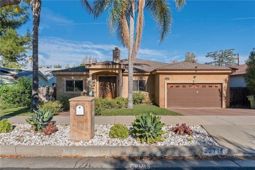 22711 Collins St, Woodland Hills, CA, 91367-4435 | Card Image