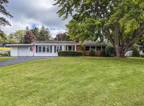 392 Glenbrook Dr, Owasco, NY, 13021-8263 | Card Image