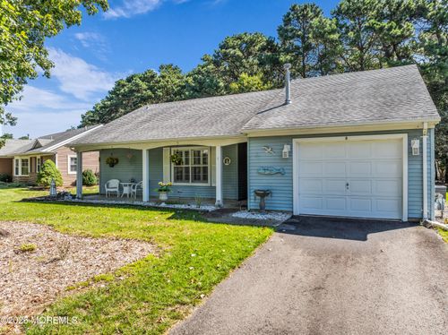 8 Norwick Dr, Forked River, NJ, 08731-5633 | Card Image