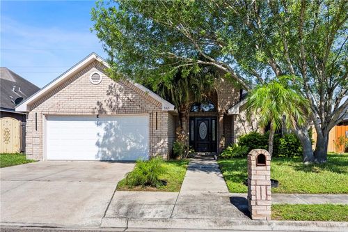5321 N Cypress St, Pharr, TX, 78577-8123 | Card Image