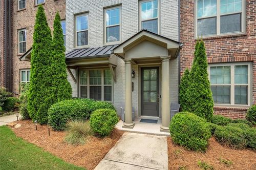 10146 Windalier Way, Roswell, GA, 30076-1777 | Card Image