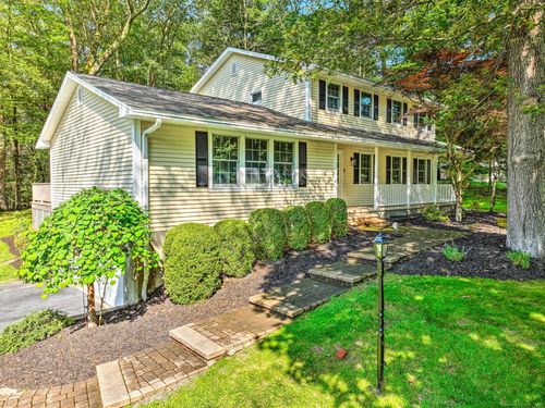14 Inverness Rd, Trumbull, CT, 06611-1716 | Card Image