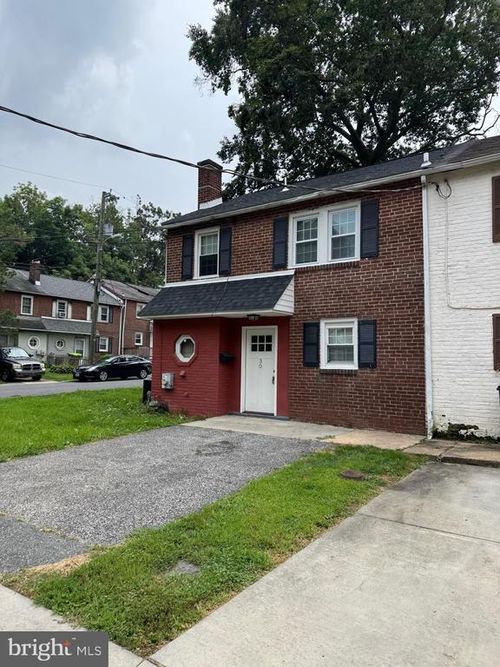 30 N Pennewell Dr, WILMINGTON, DE, 19809-3314 | Card Image