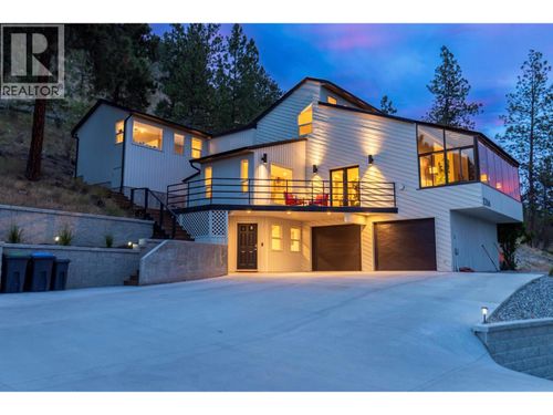 2266 Omineca Pl, Kelowna, BC, V1V1H7 | Card Image
