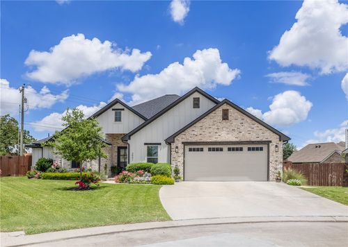 3901 Brownway Court, College Station, TX, 77845 | Card Image