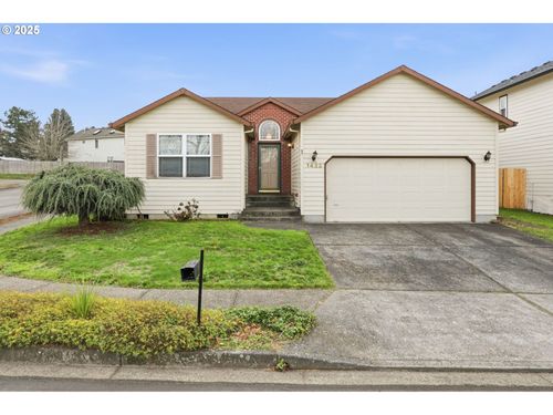 1422 Sw 11th St, Troutdale, OR, 97060-4483 | Card Image