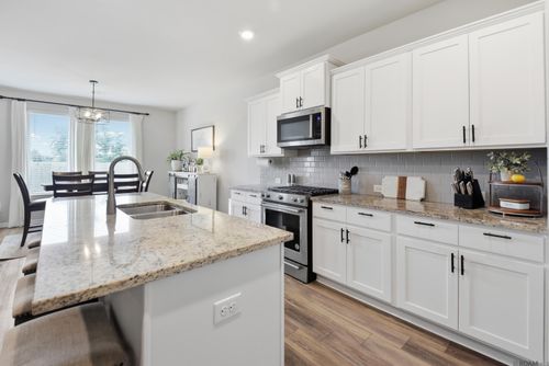 40099 Reese Ln, Prairieville, LA, 70769-6806 | Card Image