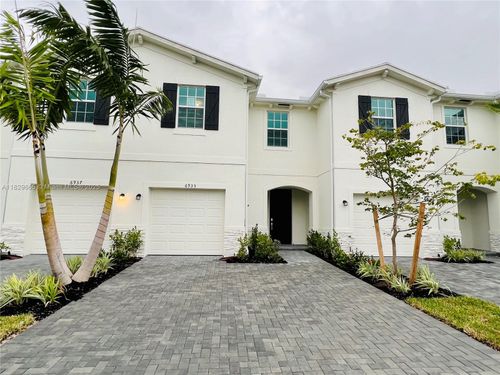 6935 Harbours Edge Ave, Lake Worth, FL, 33467-8607 | Card Image