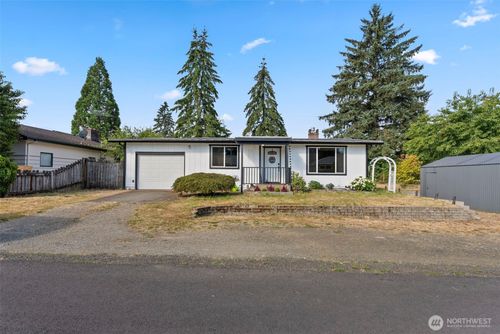 1713 Madison St, Shelton, WA, 98584-3037 | Card Image