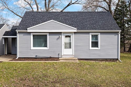 901 Brewster Ave, Beloit, WI, 53511-5621 | Card Image