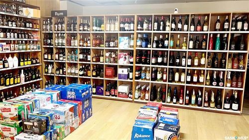 40 Centre St, Fox Valley, SK, S0N0B3 | Card Image