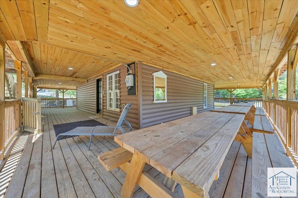 Residential in Bassett 4