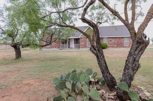 206 Crooked Creek Rd, Abilene, TX, 79602-6372 | Card Image