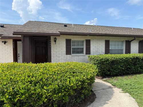 9605-9605 Eastfield Rd, THONOTOSASSA, FL, 33592-3504 | Card Image