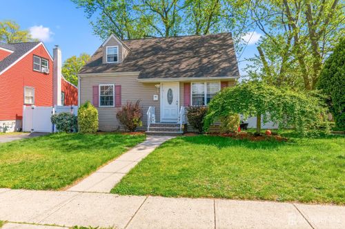 237 Clinton St, Woodbridge, NJ, 07095-1734 | Card Image