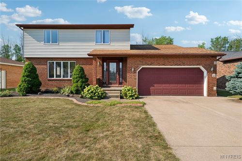 8398 Ziblut Ct, Niagara Falls, NY, 14304-1855 | Card Image