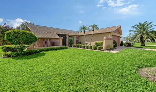 6675 Easton Dr, SARASOTA, FL, 34238-2616 | Card Image