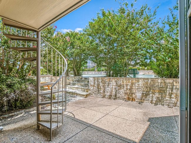 168 World Of Tennis Sq, Condo with 3 bedrooms, 3 bathrooms and 2 parking in Lakeway TX | Image 25