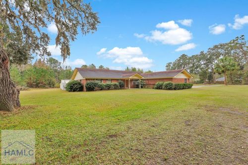 160 Hall St, Hinesville, GA, 31313-5884 | Card Image