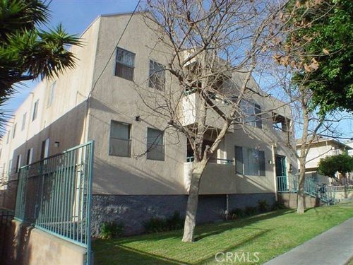 215 E Hyde Park Blvd, Inglewood, CA, 90302-5594 | Card Image