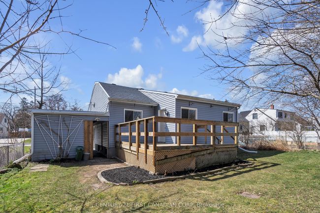 180 Gammage St, House other with 5 bedrooms, 2 bathrooms and 2 parking in London ON | Image 42