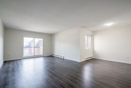 304-33850 Fern St, Abbotsford, BC, V2S6C3 | Card Image