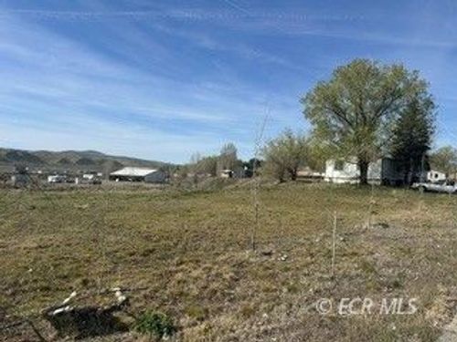 1413 Huntley St, Carlin, NV, 89822-9947 | Card Image