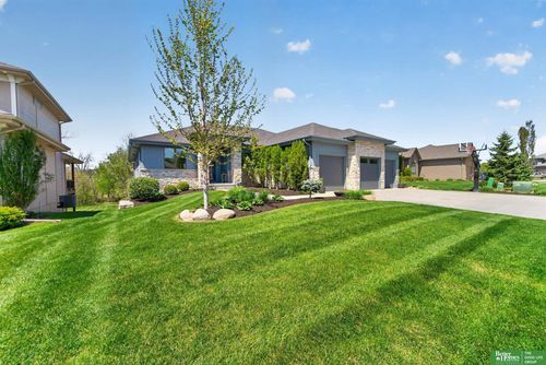 2402 N 179 Street, Omaha, NE, 68116 | Card Image