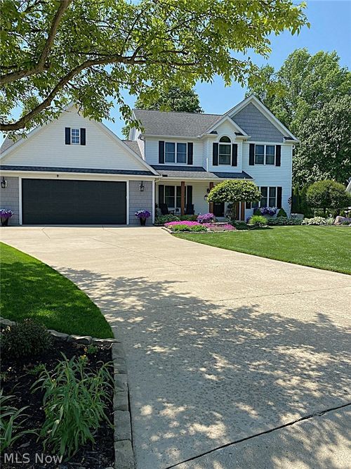 29 Stony Brook Lane, Wakeman, OH, 44889 | Card Image