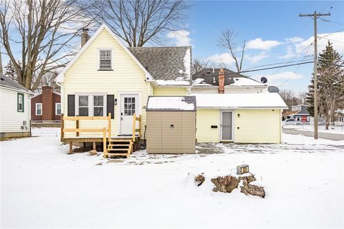 131 Mosley Rd, Greece, NY, 14616-2939 | Card Image