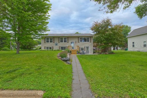 621 2nd Street Street S, Winsted, MN, 55395 | Card Image