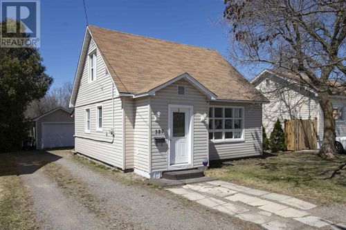 387 Pim St, Sault Ste. Marie, ON, P6B2T9 | Card Image