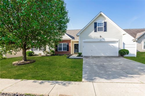 182 Mott Rd, Mooresville, NC, 28115-8588 | Card Image