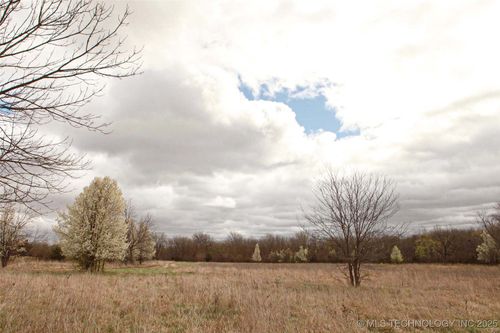 2012 W 88th St N, Sperry, OK, 74073-3889 | Card Image