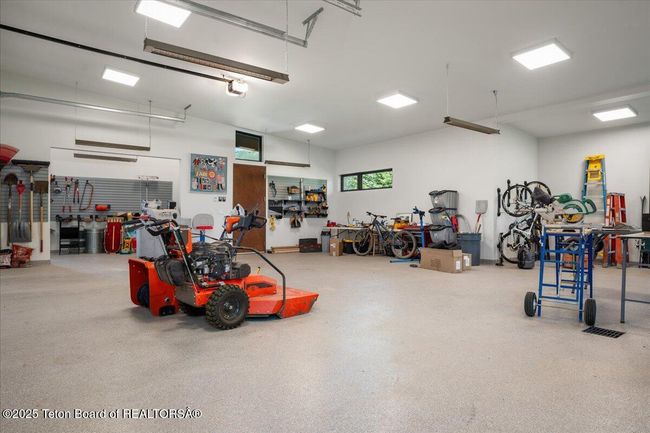 13175 River Bend Rd, House other with 3 bedrooms, 4 bathrooms and null parking in Jackson WY | Image 56