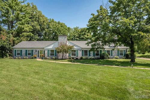 22 Marsally Dr, Saint Louis, MO, 63131-2429 | Card Image