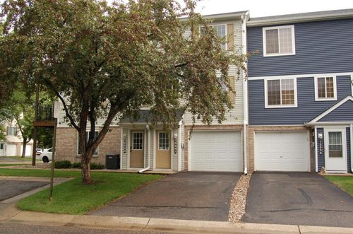 15541 Float Ln, Apple Valley, MN, 55124-6020 | Card Image